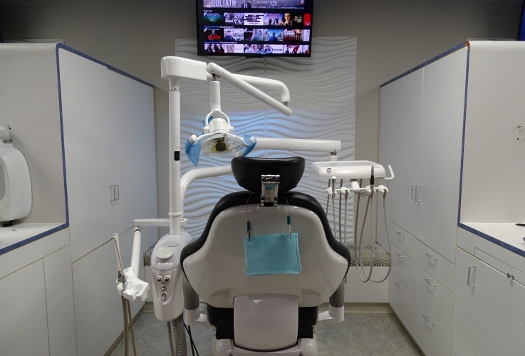 Dental treatment room